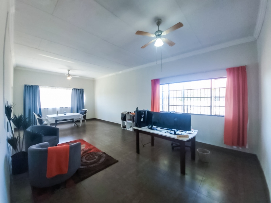 Commercial Property for Sale in Die Bult North West